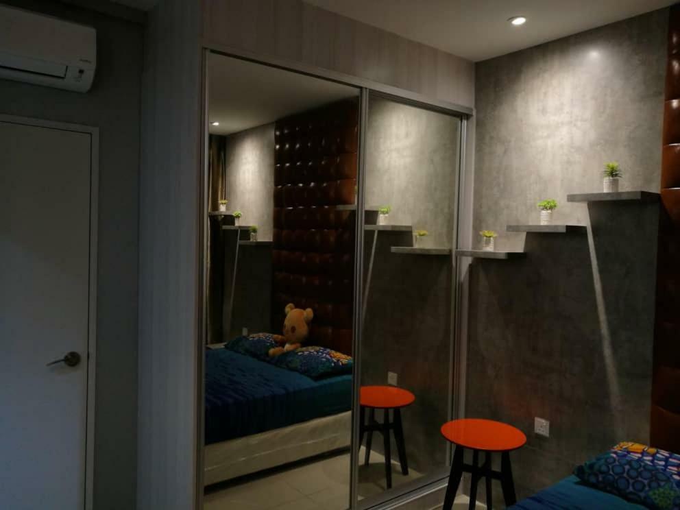 Vince'S Icity Soho Homestay Water Park Red Carpet Shah Alam Light City Central ภายนอก รูปภาพ